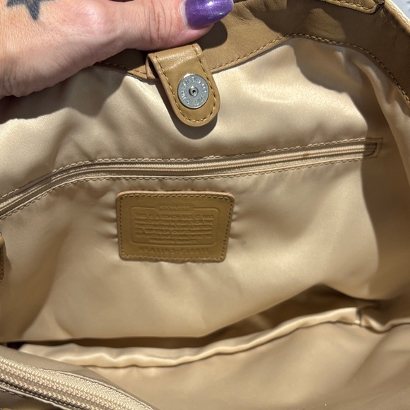 Coach Cream and Tan Signature Tote - Picture 4 of 6